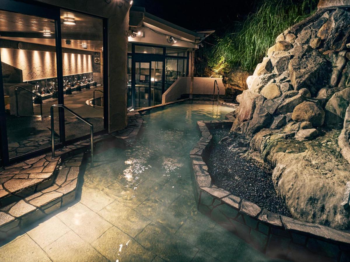 Ooedo Onsen Monogatari Premium Gyoen Ryokan Shirahama