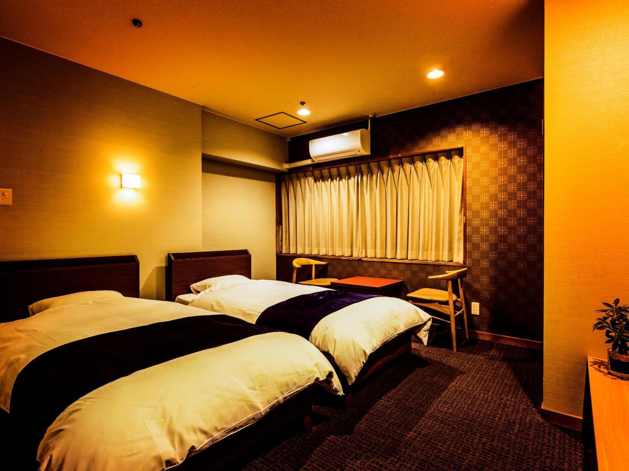 Ryokan Ooedo Onsen Monogatari Premium Gyoen 4*